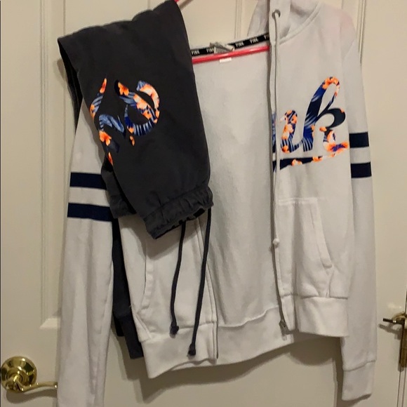 PINK Victoria's Secret Other - Vs pink Hawaiian flower jacket and joggers set